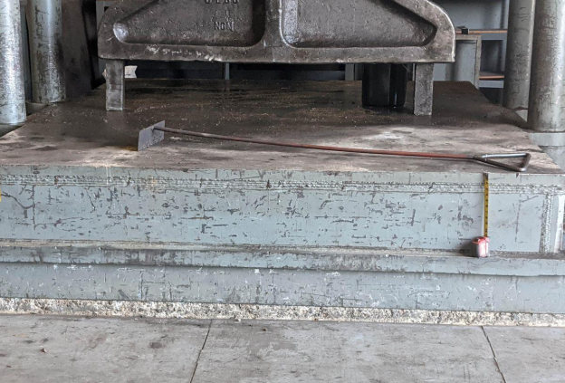 Southwark 500 Ton Hydraulic Straightening Press, Machine ID: 8884